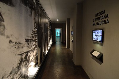 투쟁과 순교의 영묘(마우졸레움 발키 이 멘체인스트바)